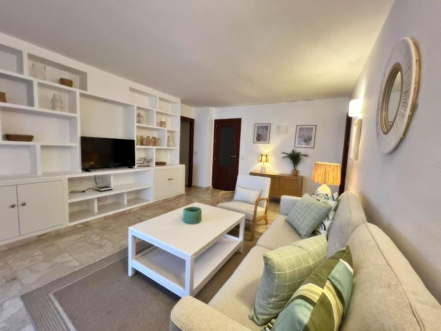 Magnifico Y Amplio Apartamento Con Terraza Fuengirola Exterior foto